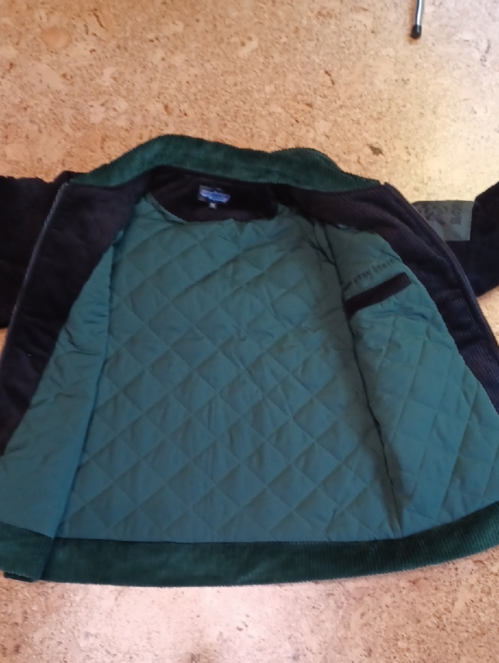 Attack On Titan Black/Green Men's Corduroy Quilt Lined Zip Jacket Size M NWOT - Picture 9 of 10